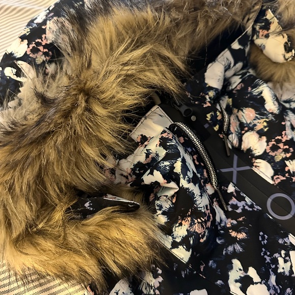 Roxy Women's Hawaiian Shelter Snowboard Jacket Size XS - Picture 7 of 13